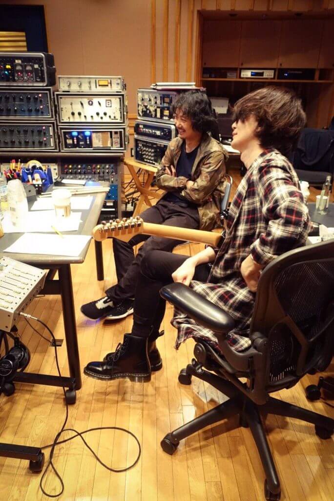 藤原基央のおしゃれでカッコ良すぎる着こなしファッションコーデ Bump Of Chickenの書庫